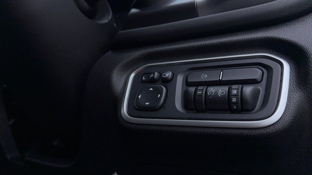 Utility Switches/Buttons