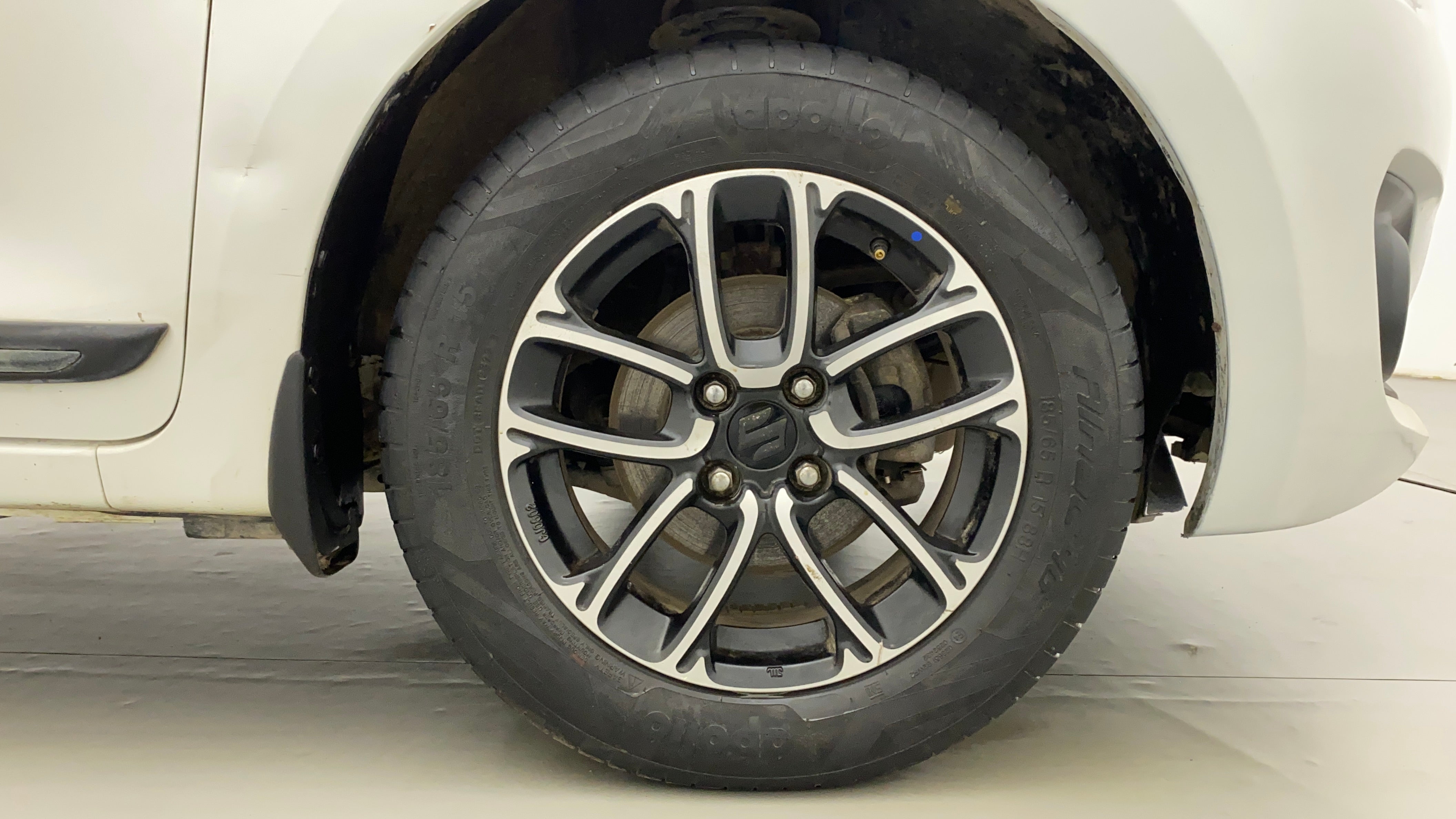 Swift zxi store alloy wheels