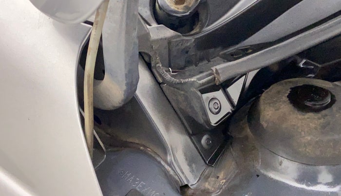 2018 Maruti Ciaz ALPHA 1.4 VVT AMT, Petrol, Automatic, 16,986 km, Bonnet (hood) - Cowl vent panel has minor damage