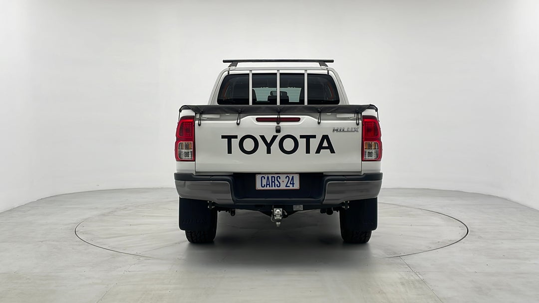 2016 Toyota Hilux Sr (4x4), Automatic, 90408 km, Back/Rear View