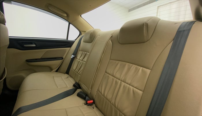 2022 Honda Amaze 1.2L I-VTEC VX, Petrol, Manual, 8,211 km, Right Side Rear Door Cabin