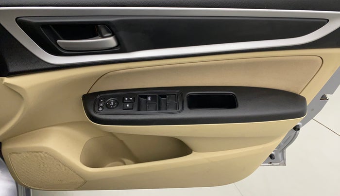 2022 Honda Amaze 1.2L I-VTEC VX, Petrol, Manual, 8,211 km, Driver Side Door Panels Control