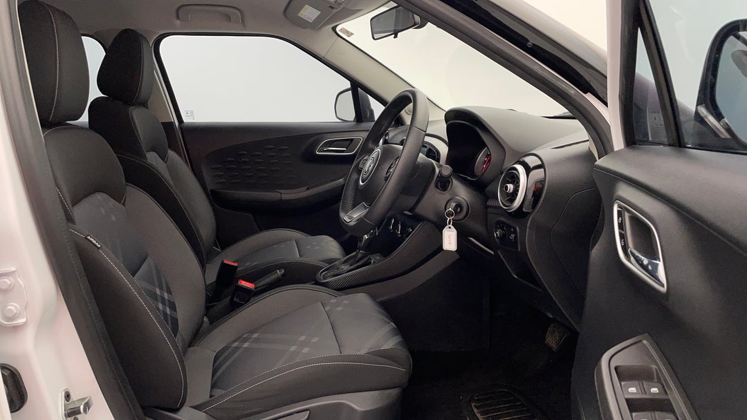 2020 MG 3 Auto Core, Automatic, 25123 km, Right Side Front Door Cabin View