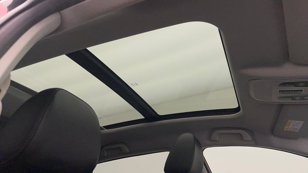 2020 Haval H2 Lux 2WD, Automatic, 41851 km, Interior Sunroof/Moonroof