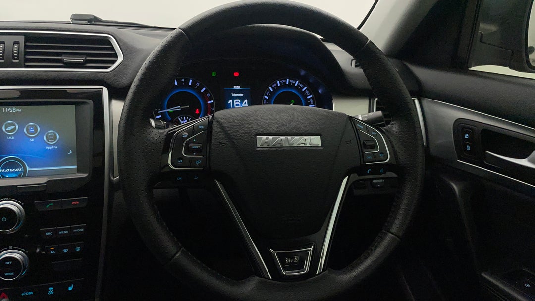 2020 Haval H2 Lux 2WD, Automatic, 41851 km, Steering Wheel Close-up