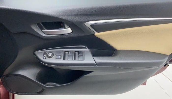 2017 Honda Jazz 1.2 V AT, Petrol, Automatic, 13,182 km, Driver Side Door Panels Controls
