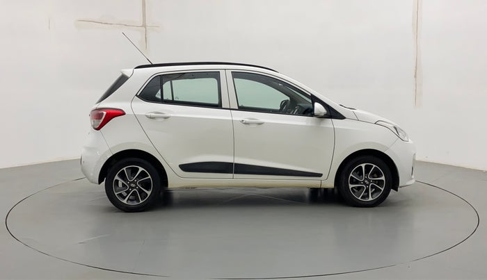 2017 Hyundai Grand i10 SPORTZ (O) AT 1.2 KAPPA VTVT, Petrol, Automatic, 23,315 km, Right Side