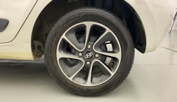 2017 Hyundai Grand i10 SPORTZ (O) AT 1.2 KAPPA VTVT, Petrol, Automatic, 23,315 km, Left Rear Wheel