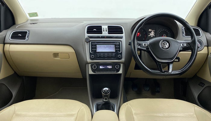 2015 Volkswagen Vento HIGHLINE PETROL, Petrol, Manual, 65,459 km, Dashboard