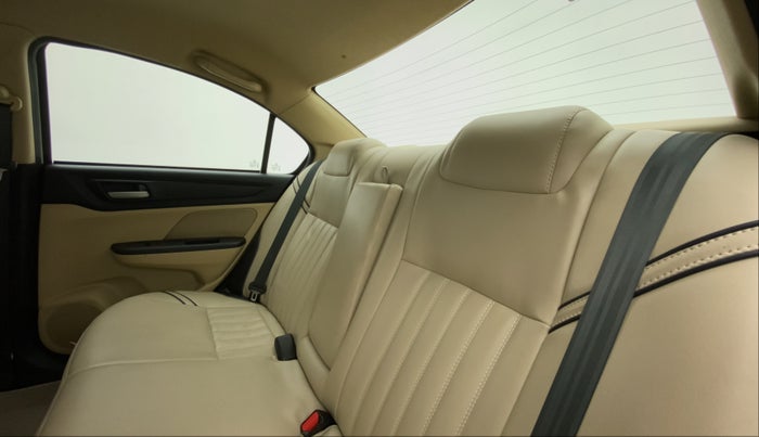 2018 Honda Amaze 1.5L I-DTEC V CVT, Diesel, Automatic, 97,208 km, Right Side Rear Door Cabin