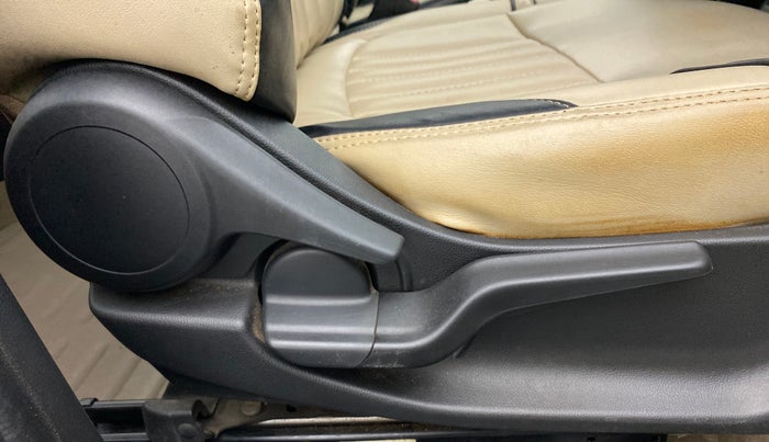 2018 Honda Amaze 1.5L I-DTEC V CVT, Diesel, Automatic, 97,208 km, Driver Side Adjustment Panel