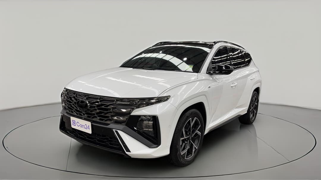 2025 Hyundai Tucson Premium N Line Hybrid (AWD), Automatic, 15318 km, Left Front Diagonal (45- Degree) View