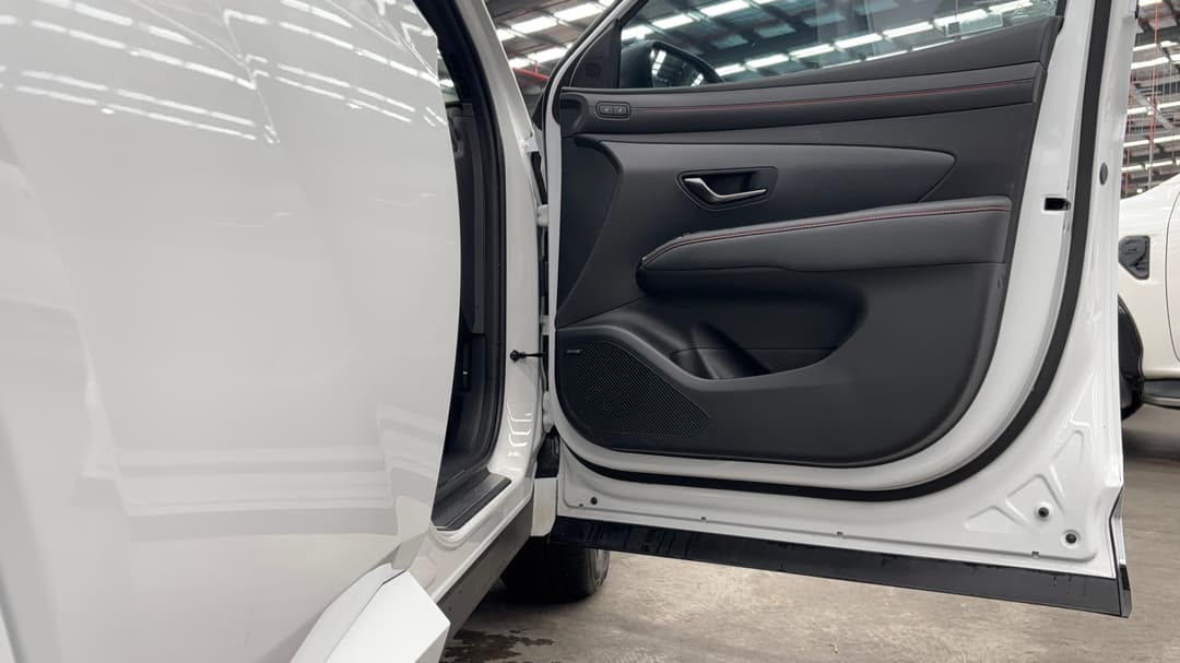 2025 Hyundai Tucson Premium N Line Hybrid (AWD), Automatic, 15318 km, Speaker View