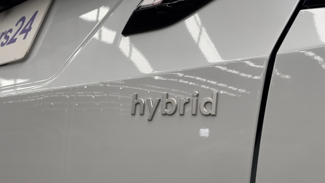 2025 Hyundai Tucson Premium N Line Hybrid (AWD), Automatic, 15318 km, Badge (Boot Right Side)