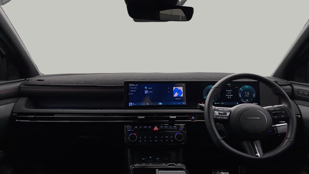 2025 Hyundai Tucson Premium N Line Hybrid (AWD), Automatic, 15318 km, Dashboard View