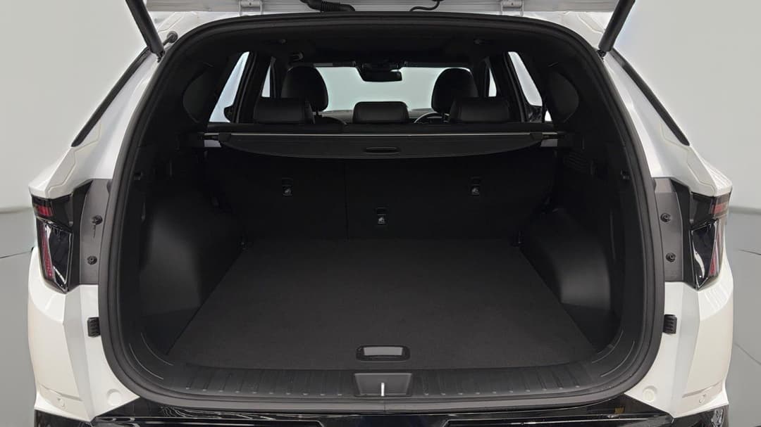 2025 Hyundai Tucson Premium N Line Hybrid (AWD), Automatic, 15318 km, Boot Inside View