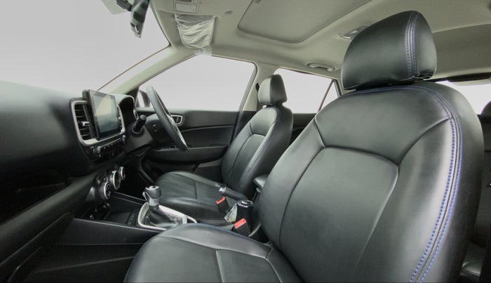 2020 Hyundai VENUE 1.0 TURBO GDI SX+ AT, Petrol, Automatic, 11,344 km, Right Side Front Door Cabin