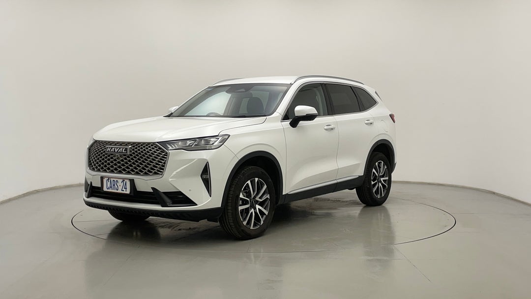 Left Front Diagonal (45- Degree) View