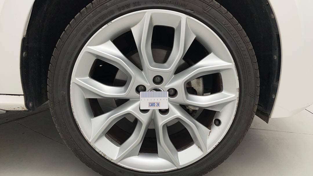 2022 SKODA Kamiq Style 85tsi, Automatic, 35000 km, Wheels Rim Front RHS Gutter Rash