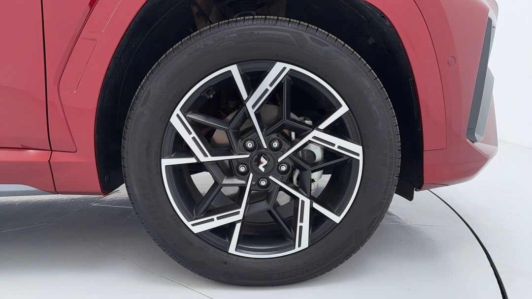 2024 Hyundai Tucson Premium N Line (awd), Automatic, 3781 km, Right Front Wheel