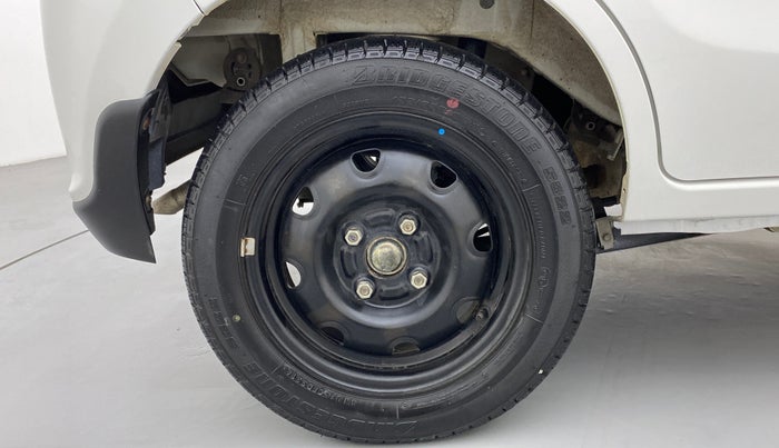 2016 Maruti Alto K10 VXI P, Petrol, Manual, 8,628 km, Right Rear Wheel