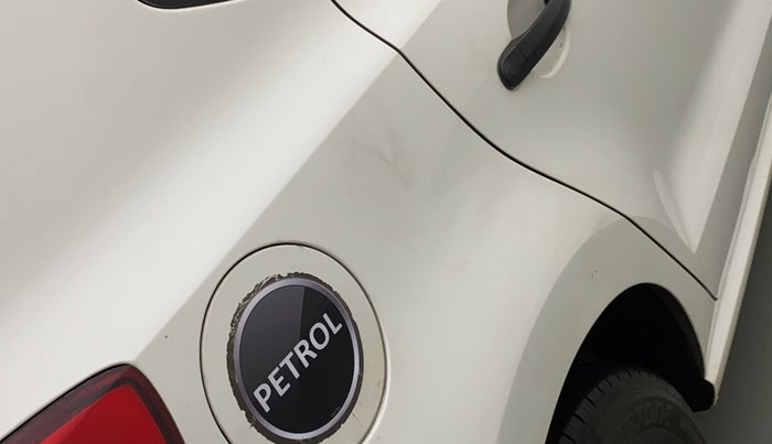 2010 Volkswagen Polo TRENDLINE 1.2L PETROL, Petrol, Manual, 94,064 km, Right quarter panel - Paint has minor damage
