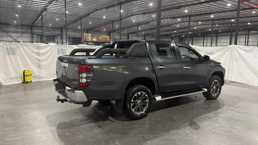 2020 Mitsubishi Triton Gls (4x4), Automatic, 99424 km, Right Back Diagonal (45- Degree) View