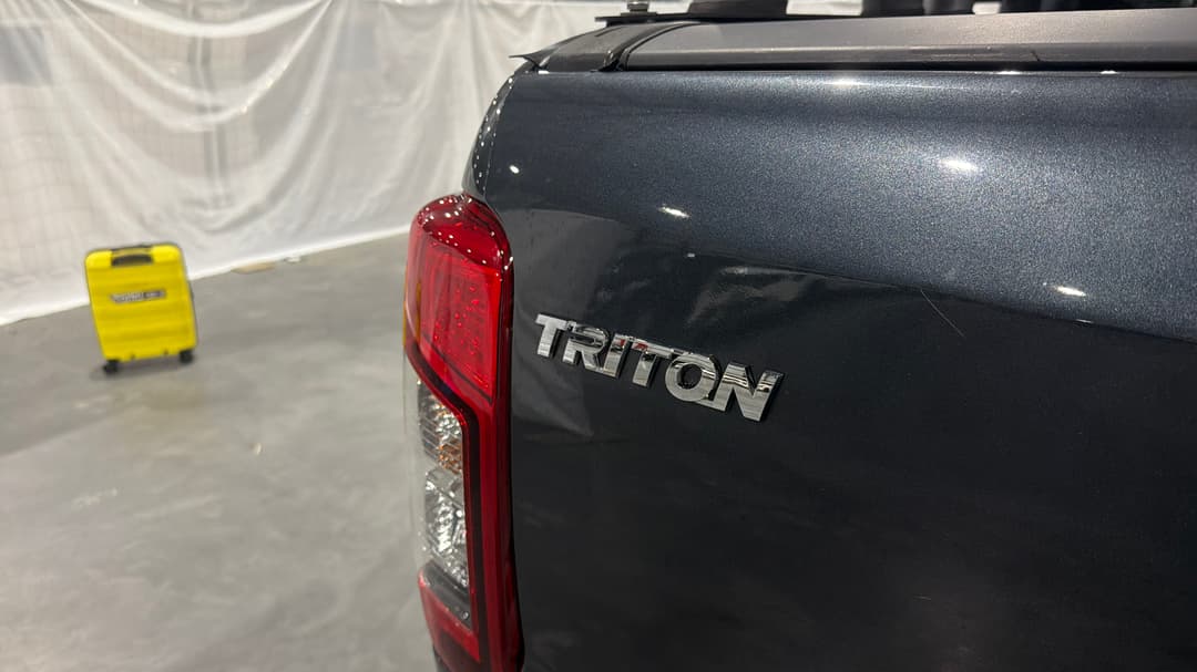 2020 Mitsubishi Triton Gls (4x4), Automatic, 99424 km, Badge (Boot Left Side)