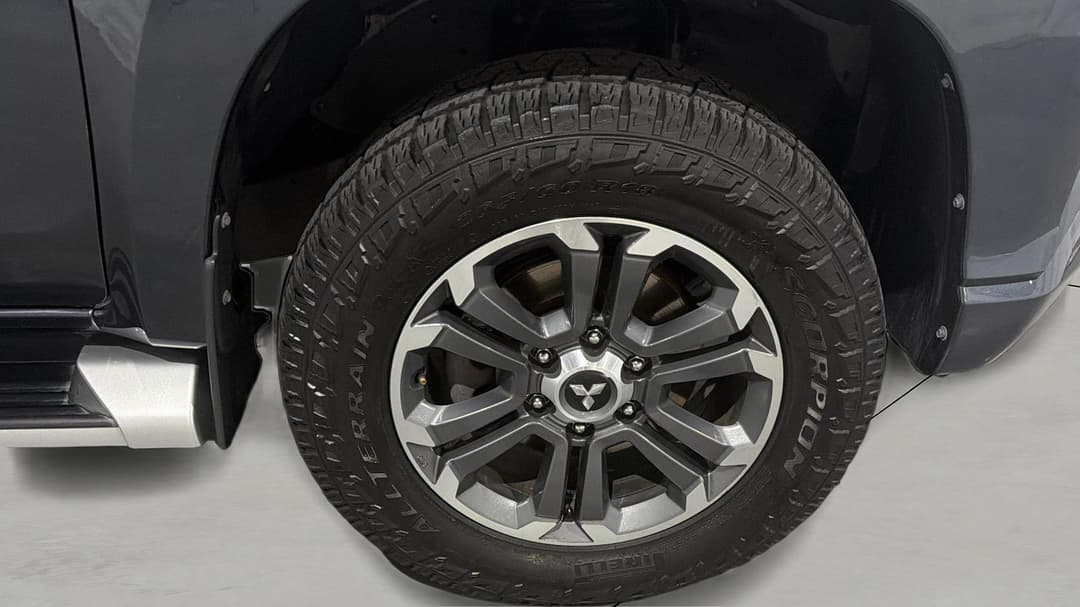 2020 Mitsubishi Triton Gls (4x4), Automatic, 99424 km, Right Front Wheel