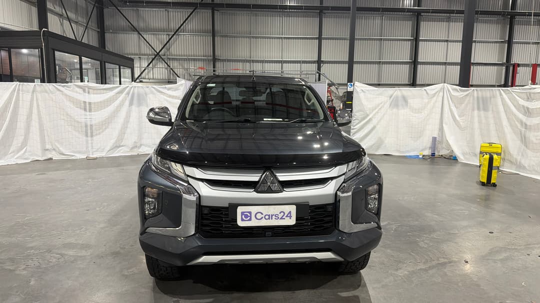 2020 Mitsubishi Triton Gls (4x4), Automatic, 99424 km, Front View