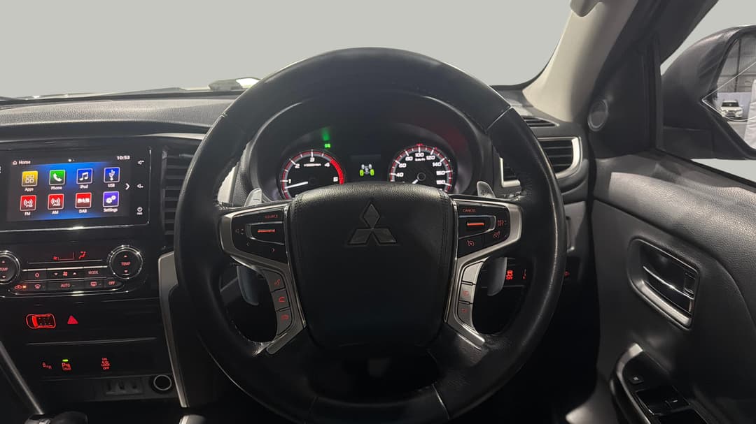 2020 Mitsubishi Triton Gls (4x4), Automatic, 99424 km, Steering Wheel Close-up