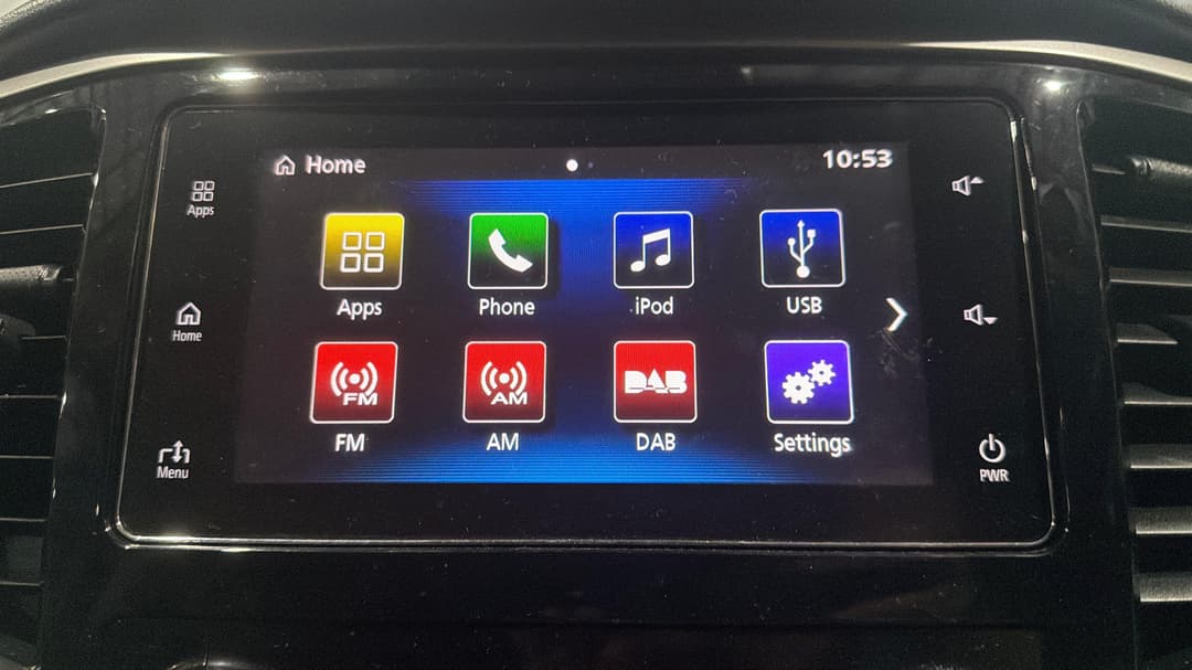 2020 Mitsubishi Triton Gls (4x4), Automatic, 99424 km, Infotainment System