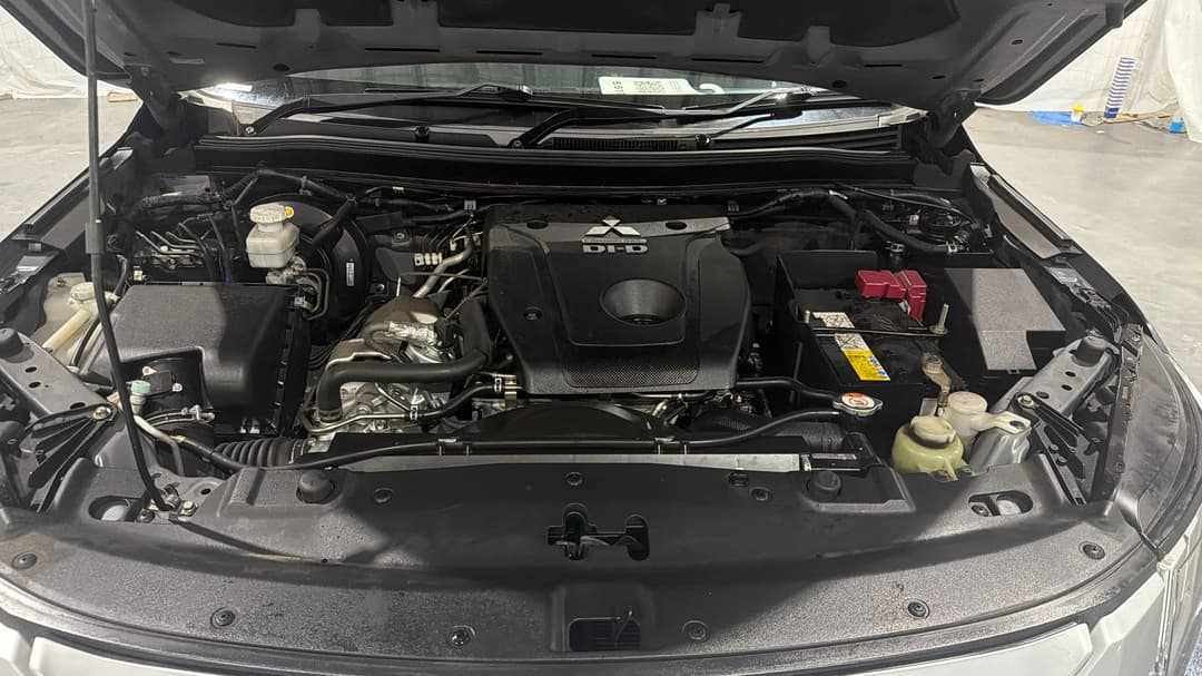 2020 Mitsubishi Triton Gls (4x4), Automatic, 99424 km, Open Bonnet (Engine)