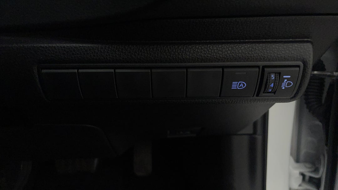 2021 Toyota Corolla Ascent Sport Hybrid, Automatic, 29850 km, Utility Switches/Buttons