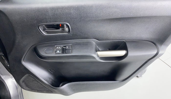 2018 Maruti IGNIS SIGMA 1.2 K12, Petrol, Manual, 18,645 km, Driver Side Door Panels Control
