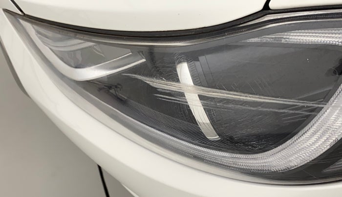 2018 Hyundai New Elantra 2.0 SX(O) AT PETROL, Petrol, Automatic, 42,190 km, Left headlight - Minor scratches