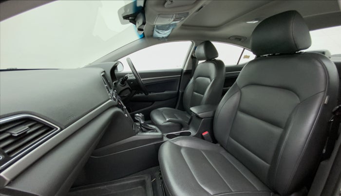 2018 Hyundai New Elantra 2.0 SX(O) AT PETROL, Petrol, Automatic, 42,190 km, Right Side Front Door Cabin