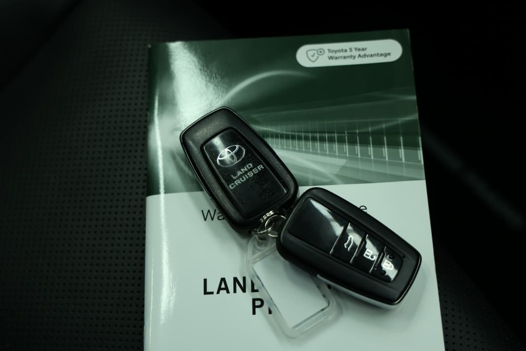 2023 Toyota Landcruiser Prado Vx, Automatic, 50035 km, Key Close-up