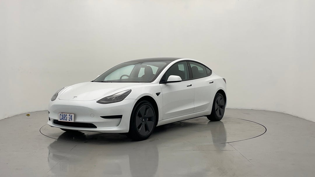 Left Front Diagonal (45- Degree) View