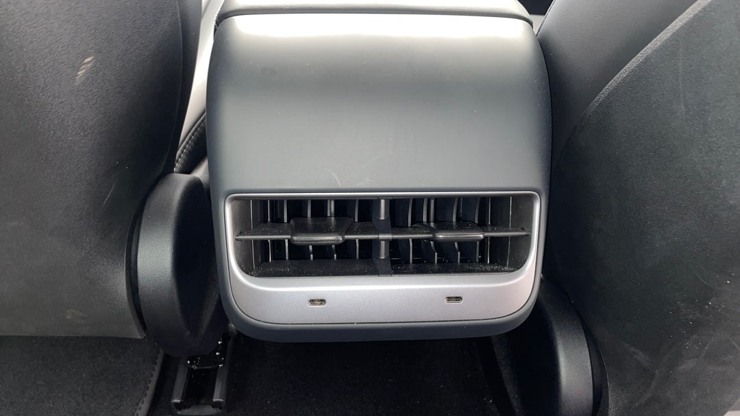 Rear A/C Vent