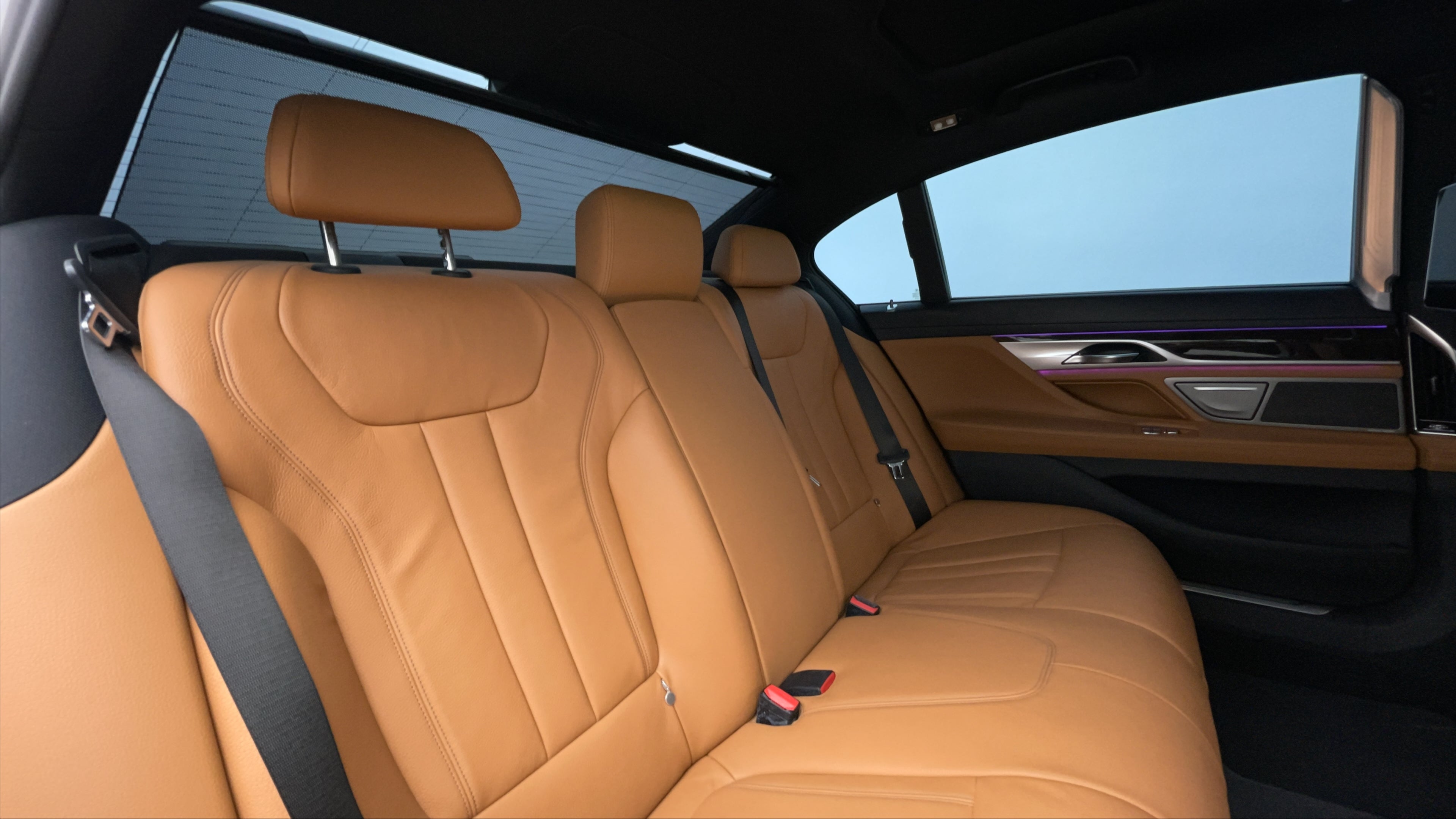 BMW 7 Series-Right Side Door Cabin View