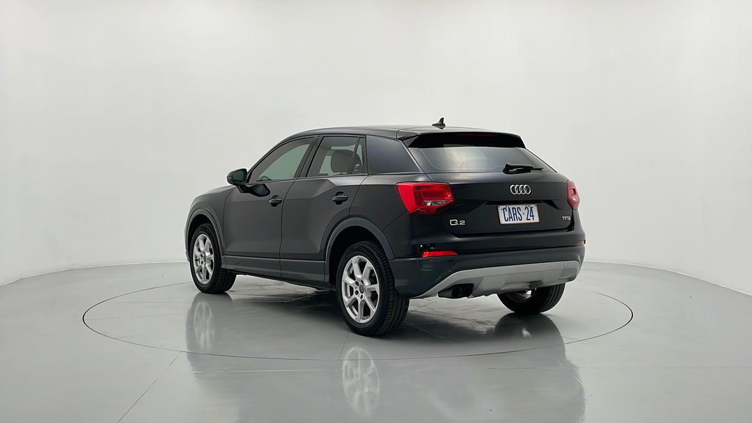 Left Back Diagonal (45- Degree) View