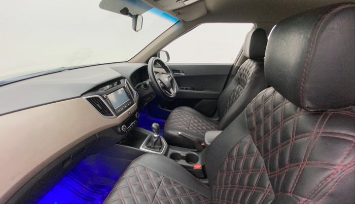 2017 Hyundai Creta SX PLUS 1.6 PETROL, Petrol, Manual, 58,460 km, Right Side Front Door Cabin