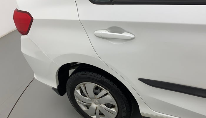2018 Honda Amaze 1.2L I-VTEC S, Petrol, Manual, 80,824 km, Right quarter panel - Slightly rusted