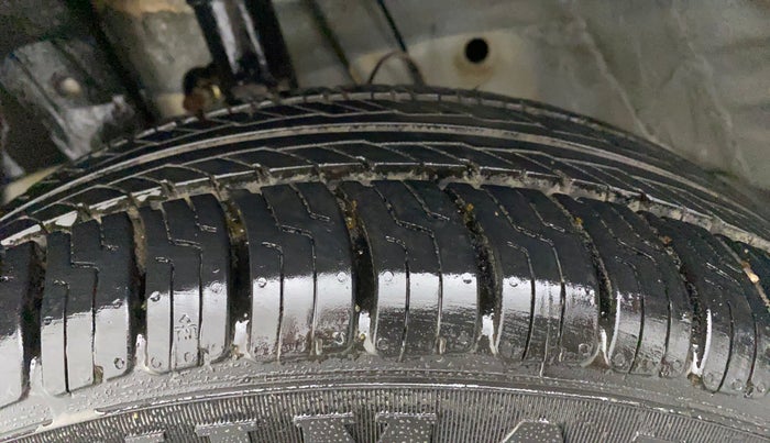 2018 Honda Amaze 1.2L I-VTEC S, Petrol, Manual, 80,824 km, Left Front Tyre Tread