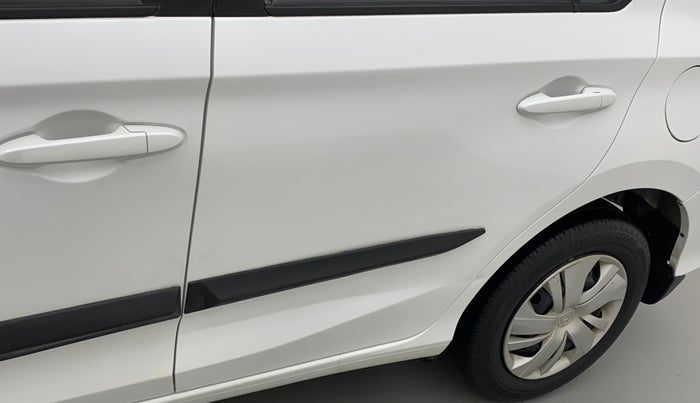2018 Honda Amaze 1.2L I-VTEC S, Petrol, Manual, 80,824 km, Rear left door - Line - Paint ok & Dent >8 inch(If not in criase line)