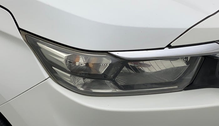 2018 Honda Amaze 1.2L I-VTEC S, Petrol, Manual, 80,824 km, Right headlight - Minor scratches