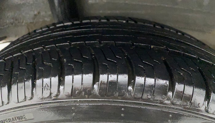 2018 Honda Amaze 1.2L I-VTEC S, Petrol, Manual, 80,824 km, Right Rear Tyre Tread