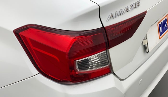 2018 Honda Amaze 1.2L I-VTEC S, Petrol, Manual, 80,824 km, Left tail light - Minor damage