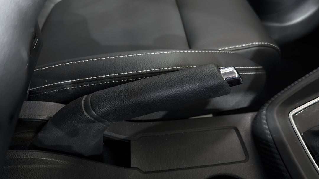 2022 MG ZS Excite, Automatic, 33315 km, Handbrake